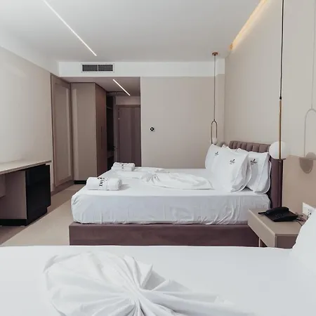 Delight & Ξενοδοχείο 4*