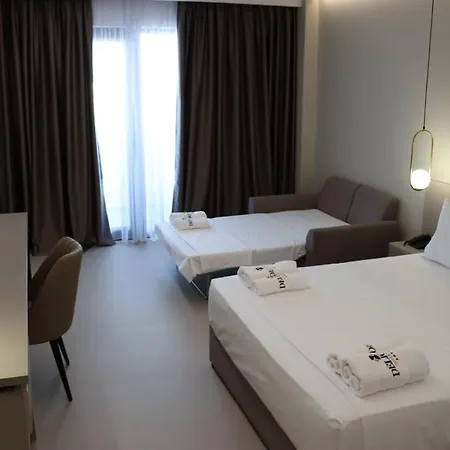 Delight & Ξενοδοχείο 4*