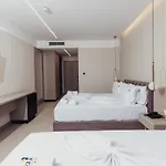 Delight & ホテル 4*